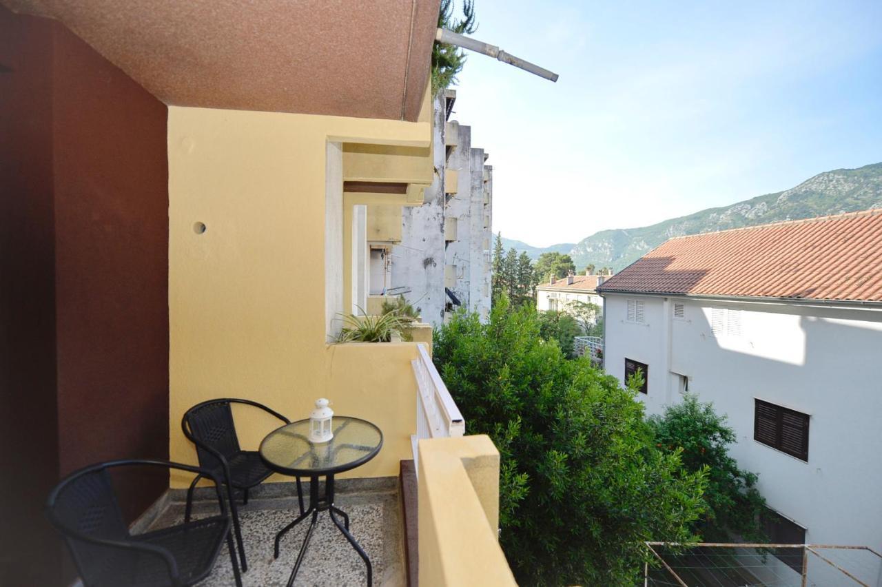 Unico Apartman Kotor Buitenkant foto