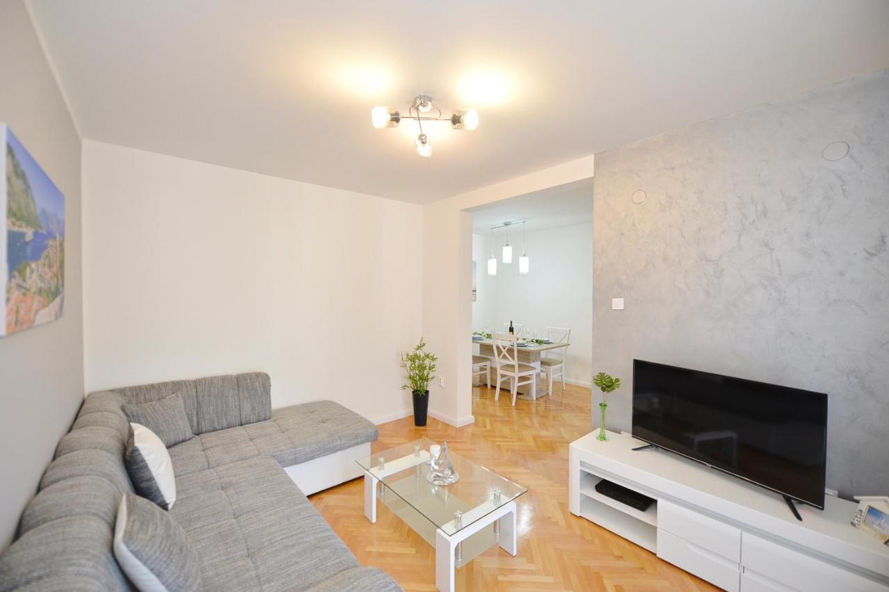 Unico Apartman Kotor Buitenkant foto